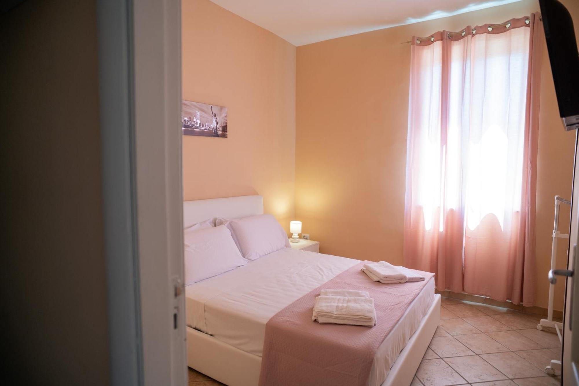 Capodichino Apartment 127-11 Napoli Bagian luar foto