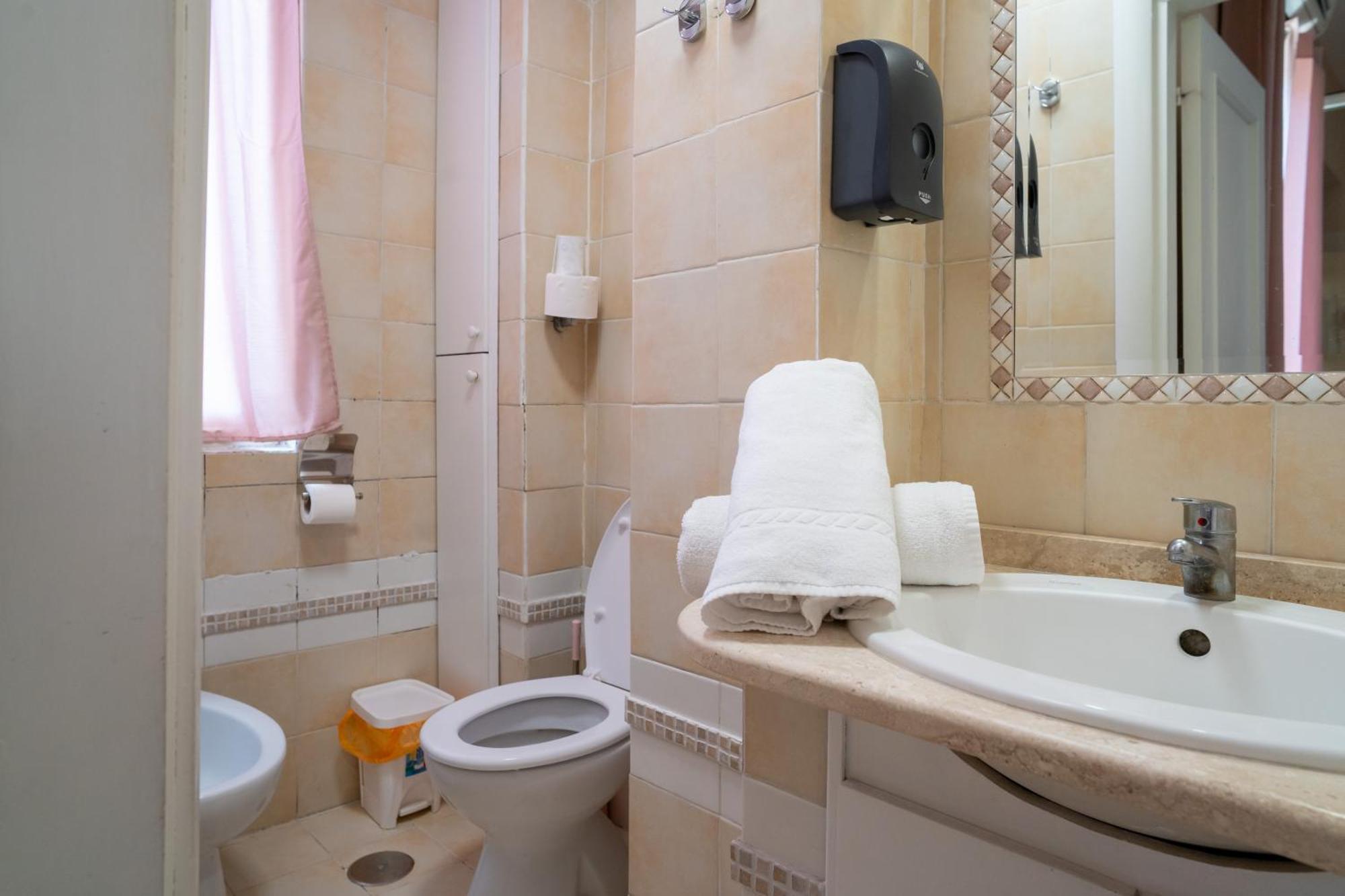 Capodichino Apartment 127-11 Napoli Bagian luar foto